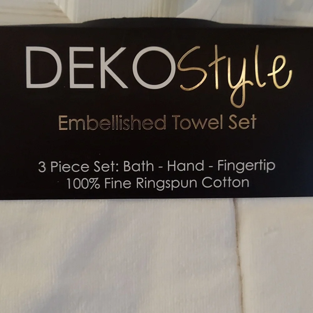 Y2K NWT! FINE RINGSPUN LUXE COTTON CHRISTMAS BATH TOWEL SET 3 by DECO HOME